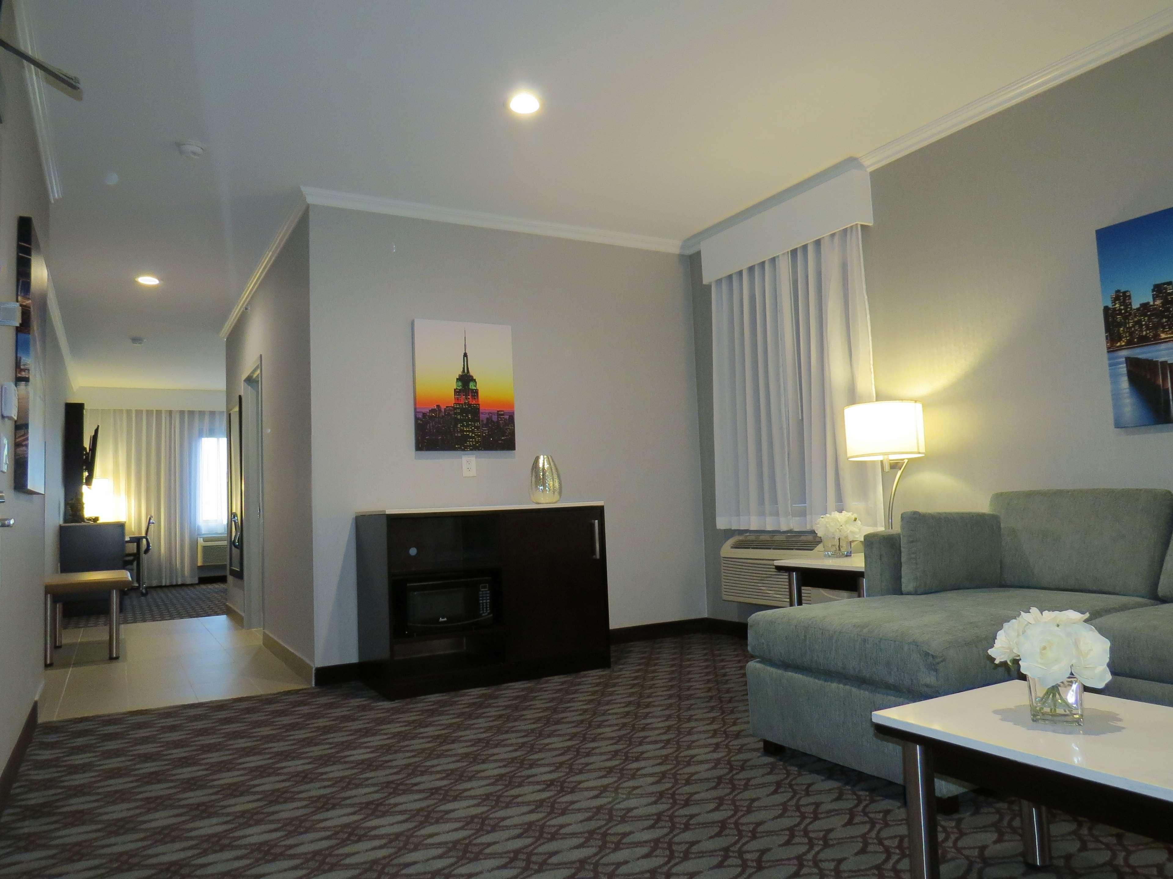 Best Western Premier Nyc Gateway Hotel North Bergen Extérieur photo