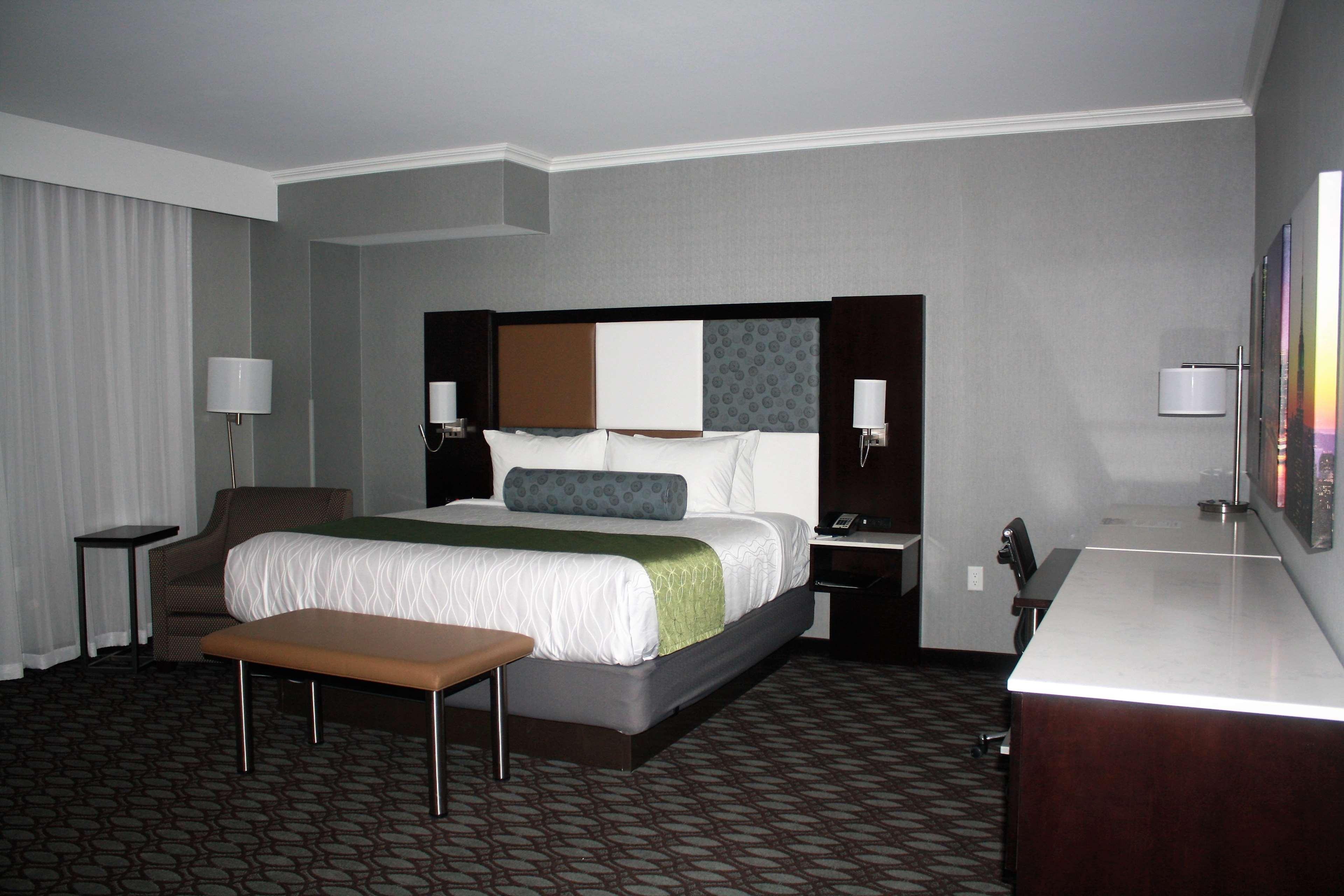 Best Western Premier Nyc Gateway Hotel North Bergen Extérieur photo